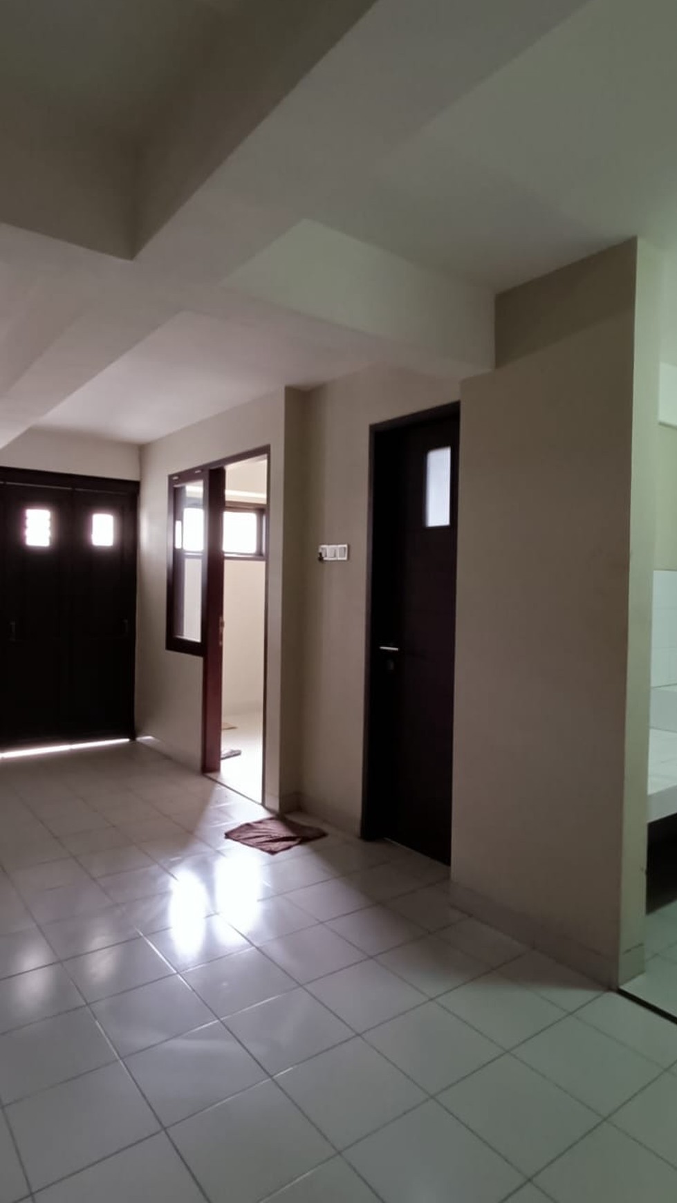 Rumah Baru Renov 3½ Lantai (Strategis di Tengah Kota) di Sudirman Town House Kec Andir Bandung