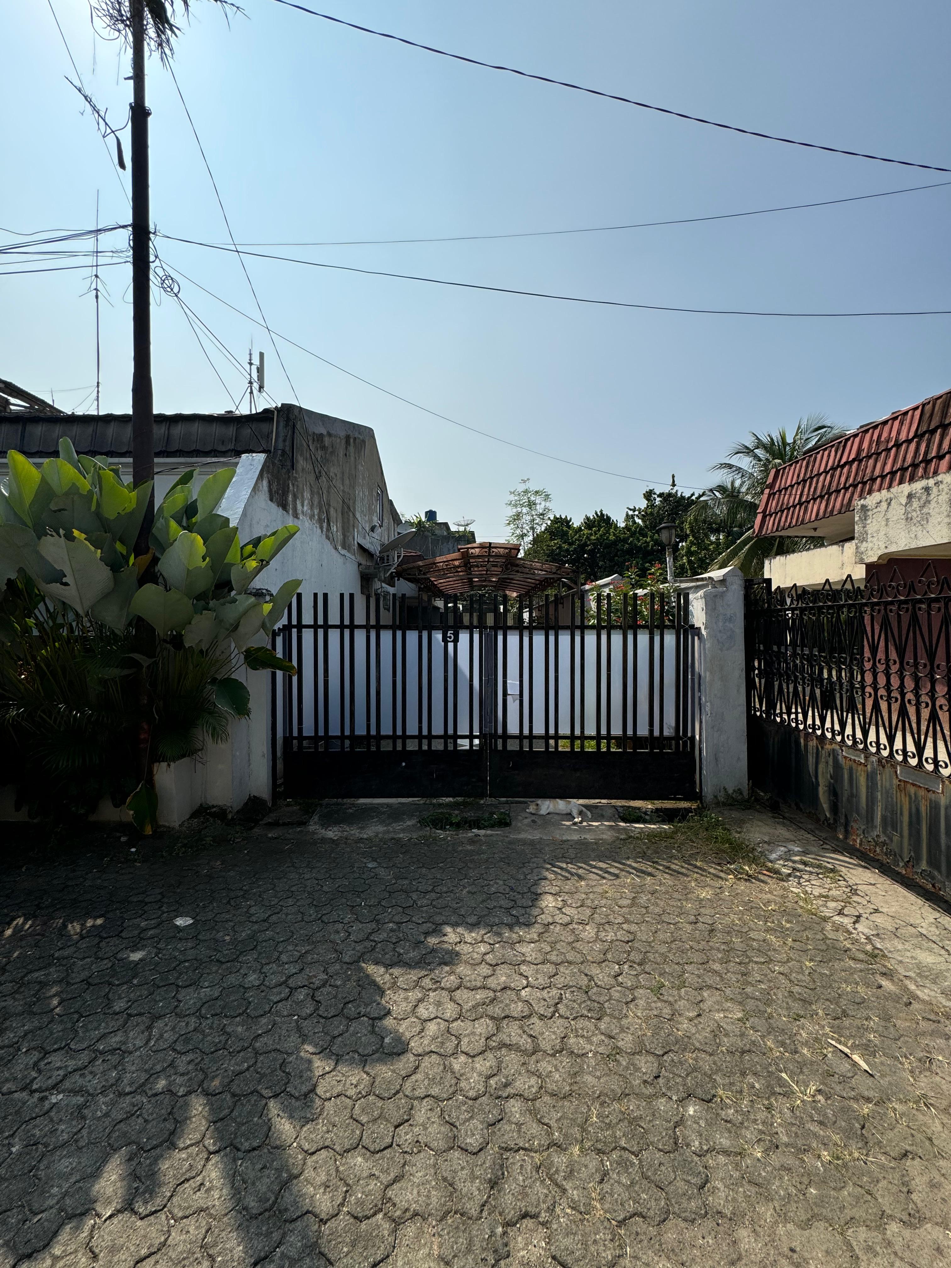 Rumah Dekat Lotte Mart Fatmawati Jakarta Selatan