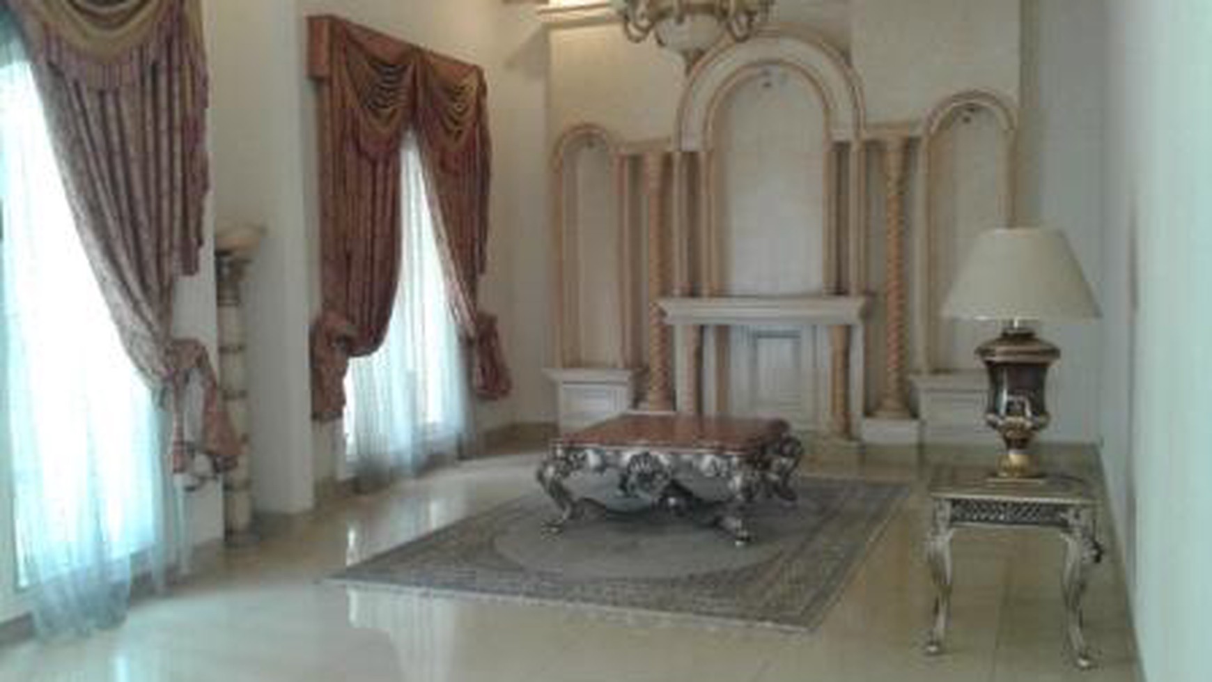 Rumah Hitung Tanah Area Cipete