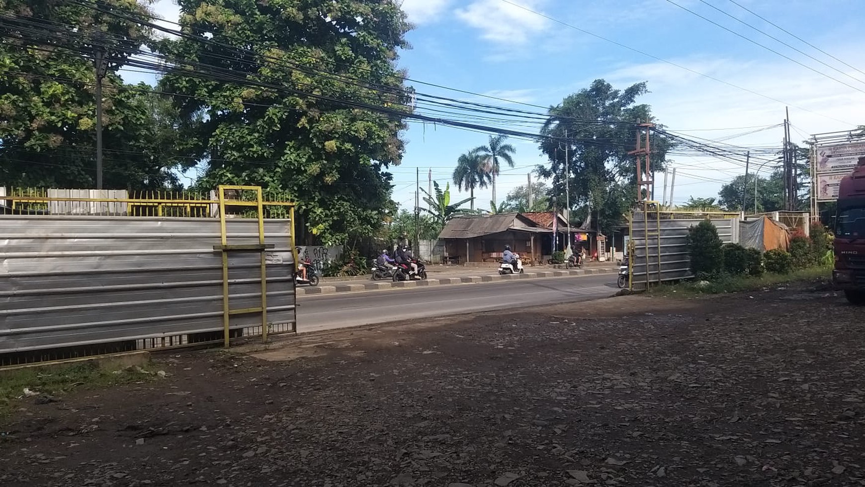 Rumah Hitung Tanah Area Cipete