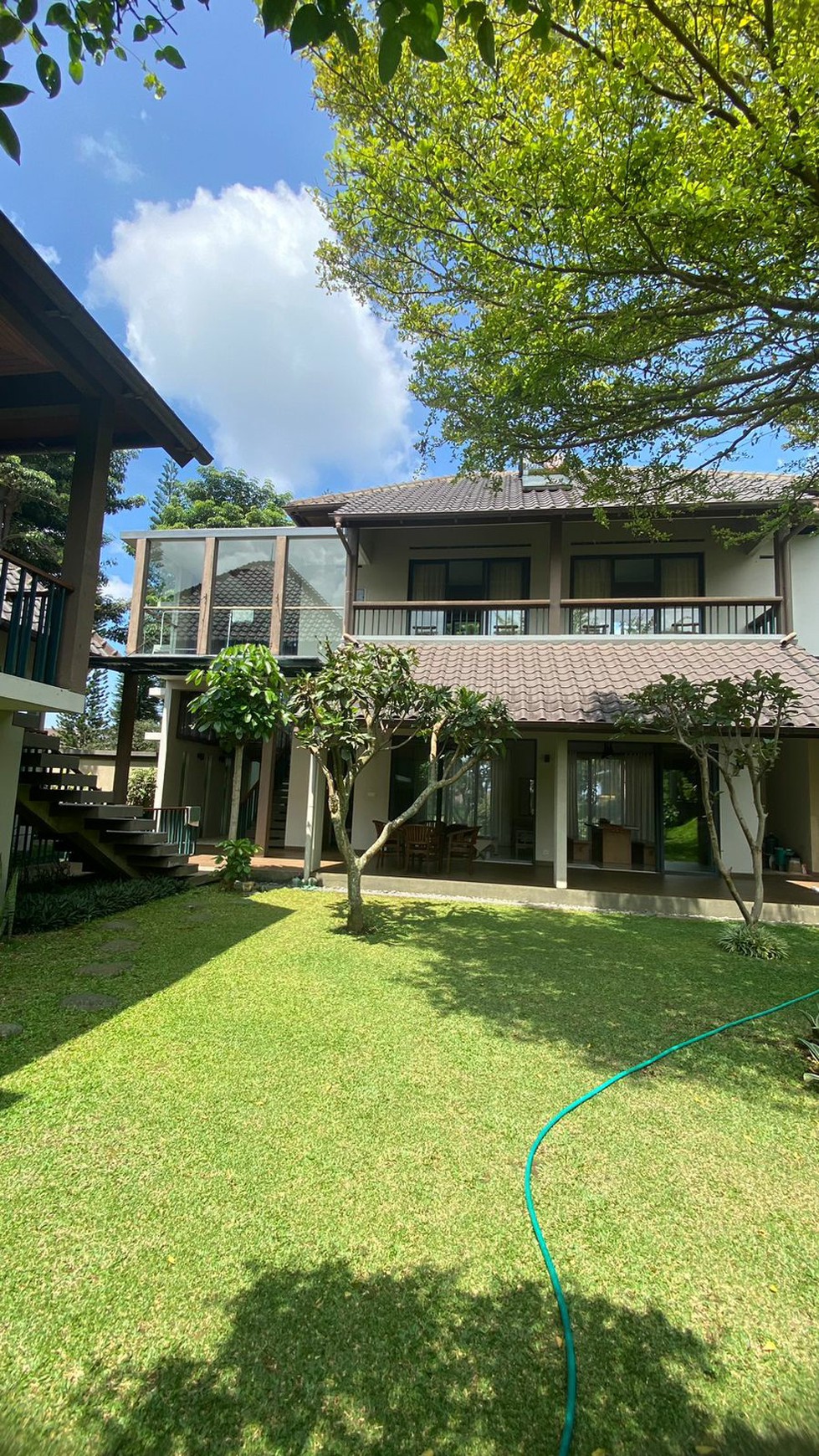 Rumah Vila 2 Lantai Resor Dago Pakar Bandung Utara