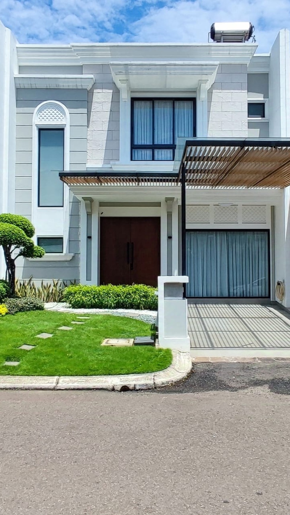 Jarang ada. Rumah bagus cluster Flamingo the Spring, Gading Serpong
