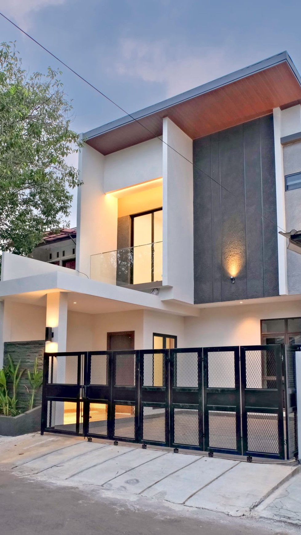 Best Price. Rumah bagus Nusa Loka, BSD