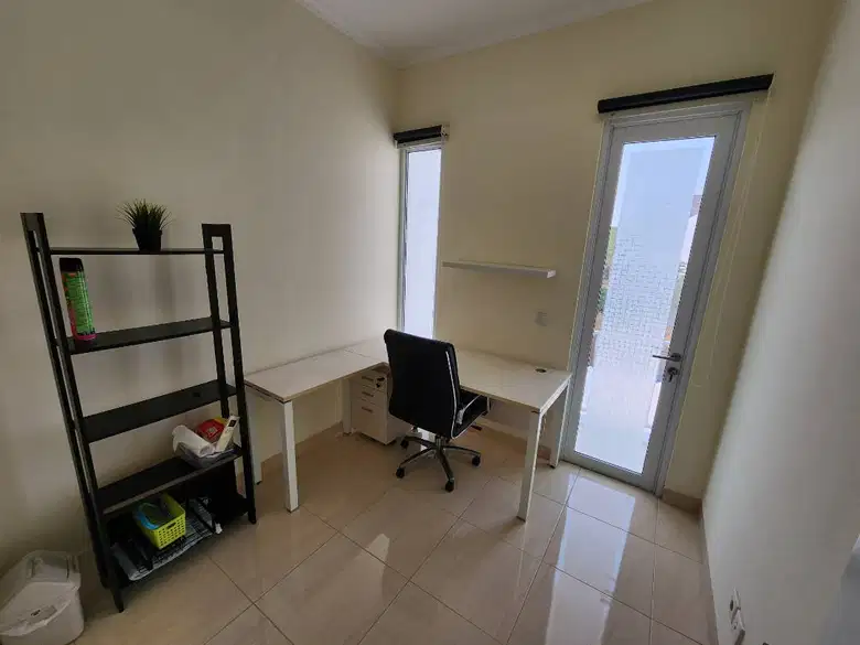 Hot Rent. Rumah bagus Vanya Park Anila, BSD
