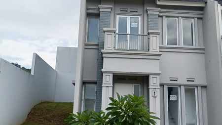 Rumah minimalis mewah di jual 3 lantai posisi hook di Sentul City, Bogor