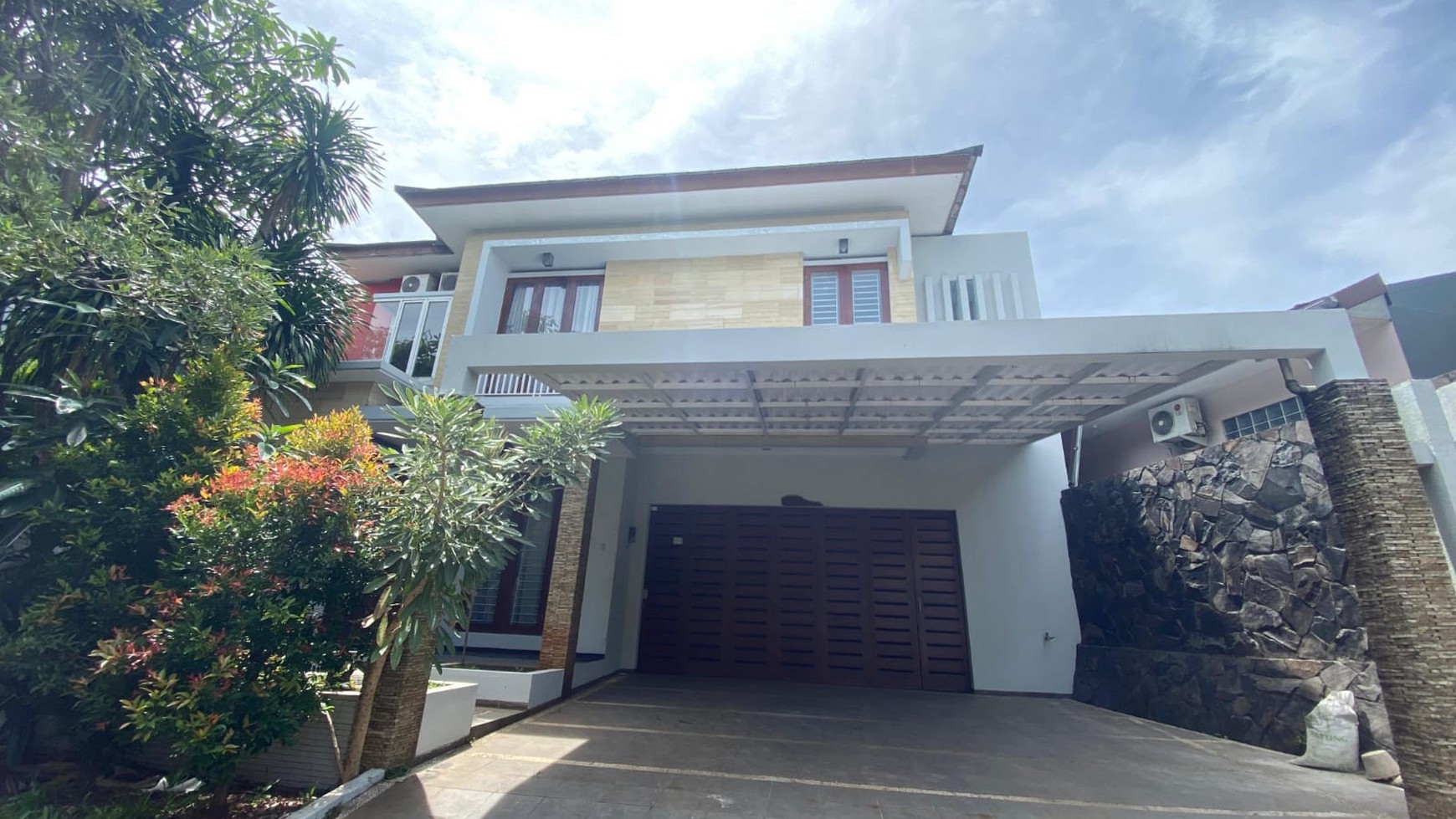 Rumah Hitung Tanah Area Cipete