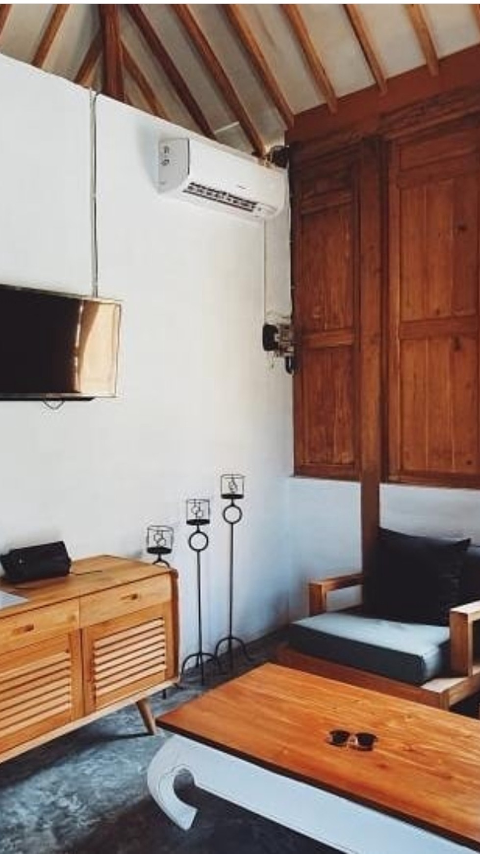 Jual Villa Kayu daerah kasongan yogyakarta dekat kawasan wisata malioboro