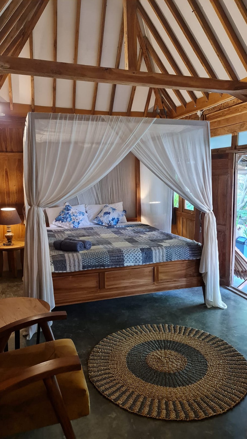 Jual Villa Kayu daerah kasongan yogyakarta dekat kawasan wisata malioboro