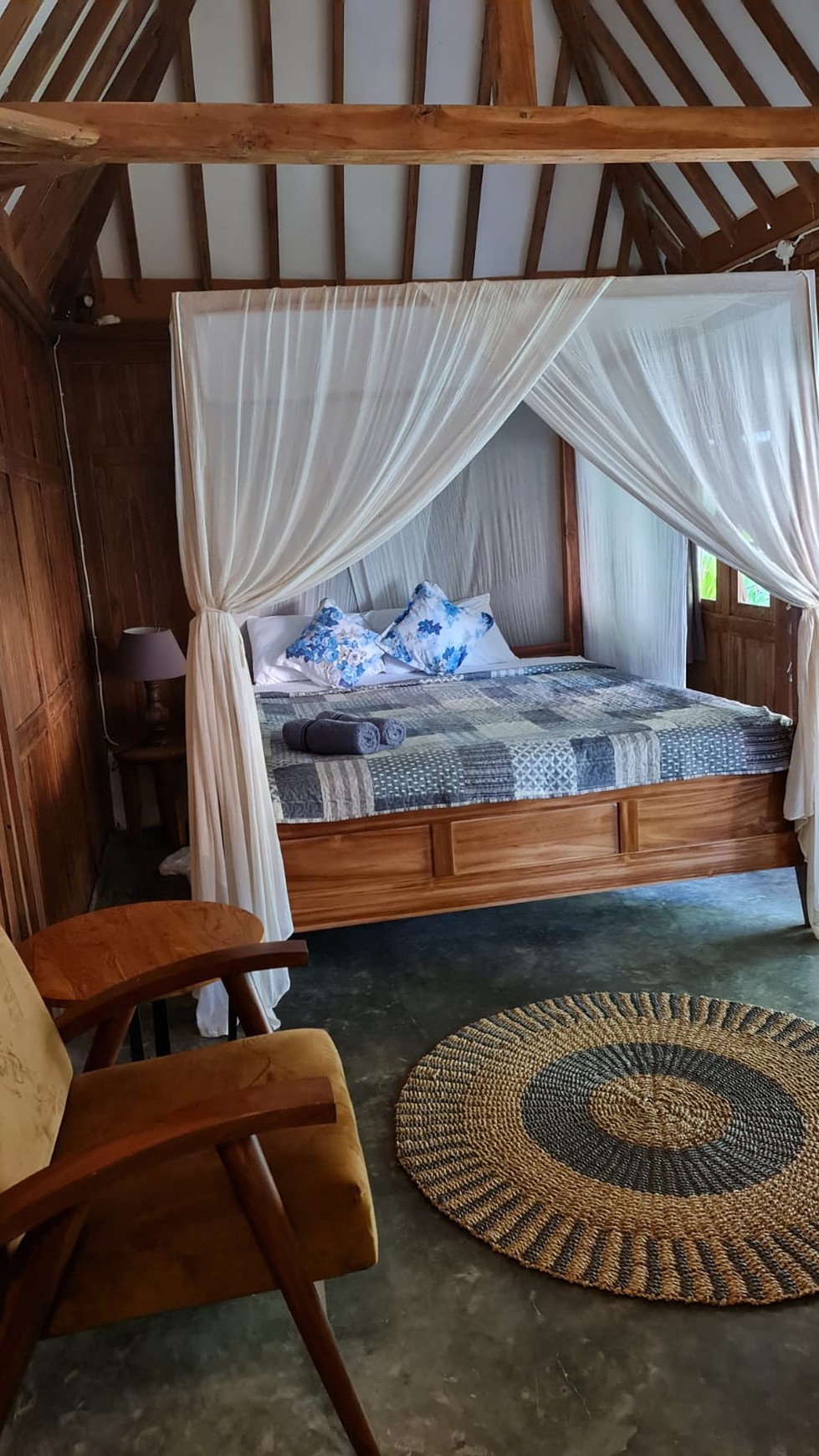 Jual Villa Kayu daerah kasongan yogyakarta dekat kawasan wisata malioboro