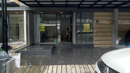 Dijual Rumah baru gress full renovasi FIRST STONE GADING cluster Agate blok N.Gading Serpong