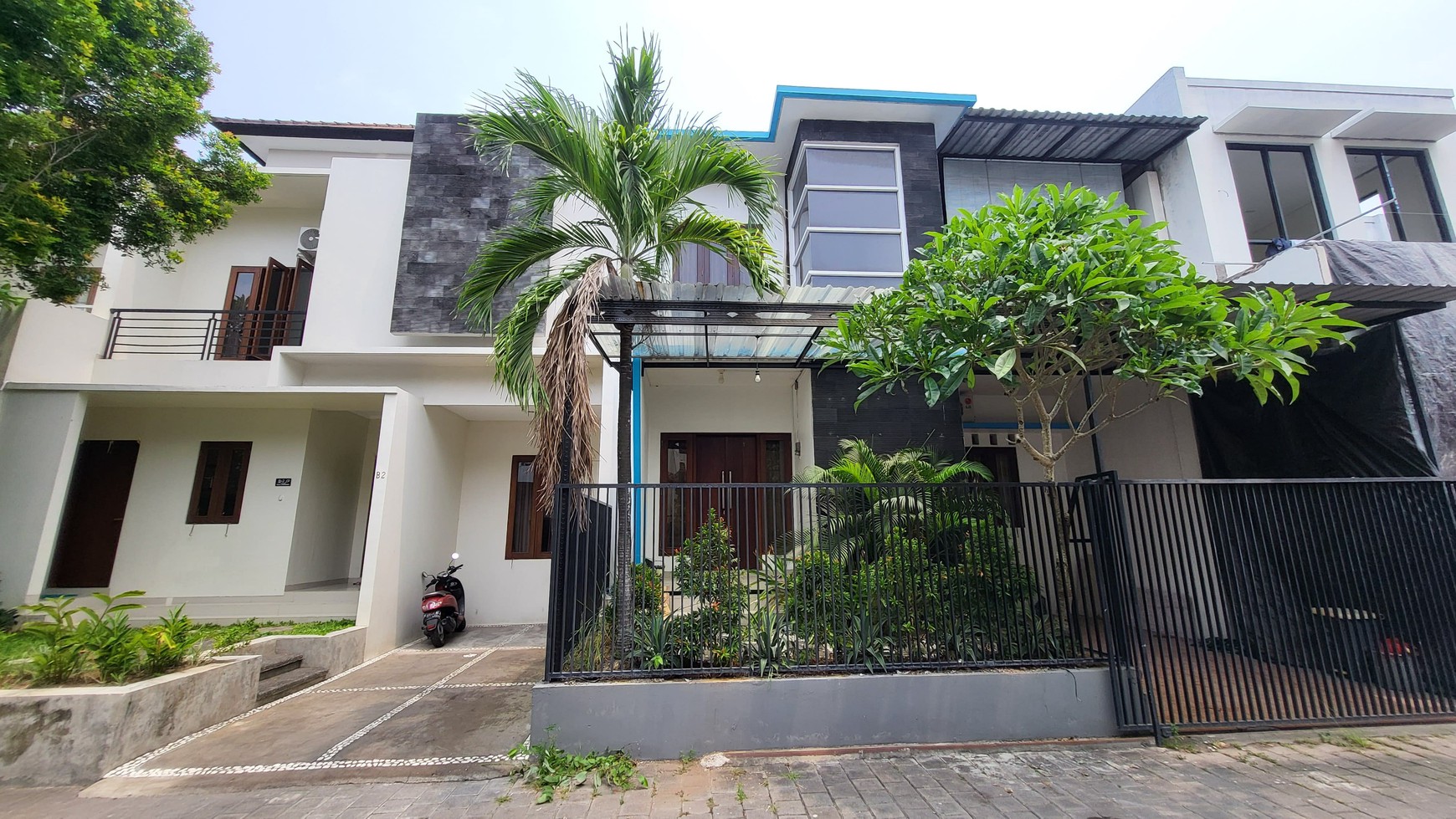 For Rent 5-Bedroom House Near Bali Kiddy School in Kerobokan