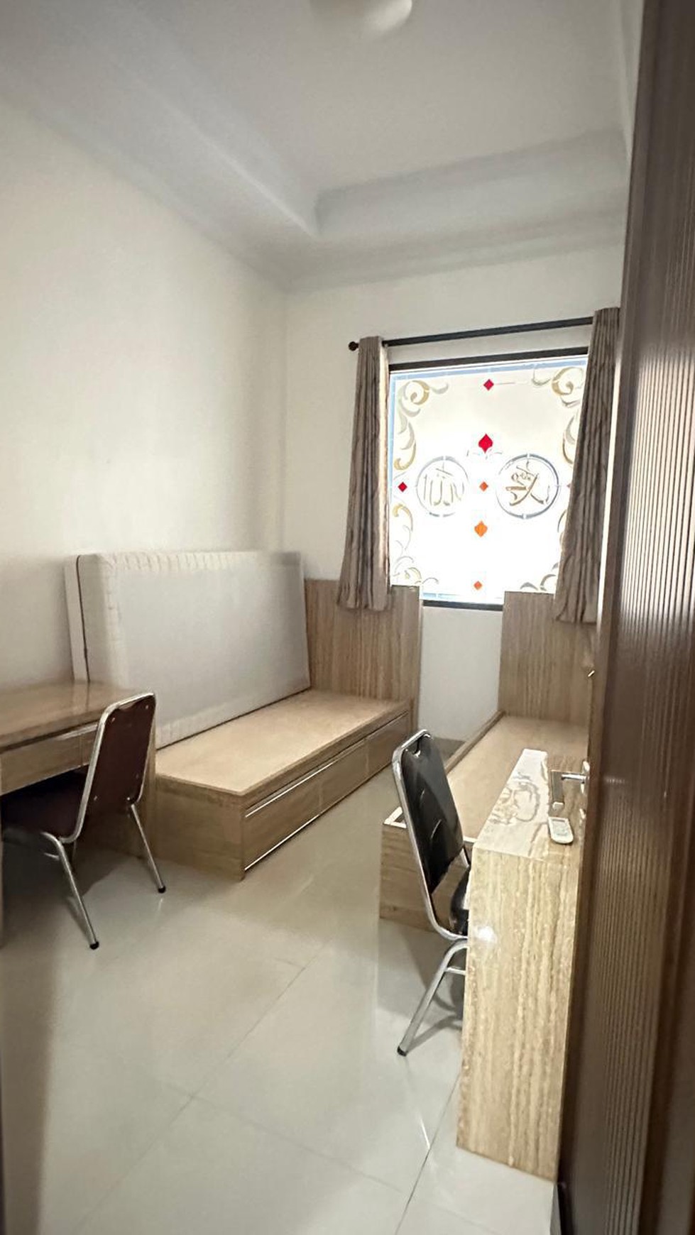 Rumah Kos Full Furnished SHM di Islamic Village Tangerang