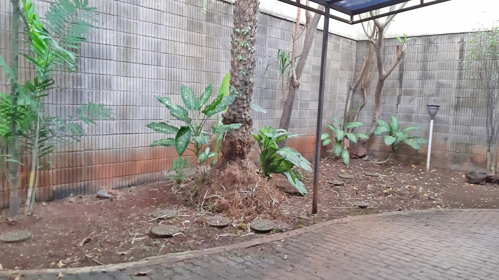 Dijual Rumah 2 Lantai di Menteng Jakarta Pusat