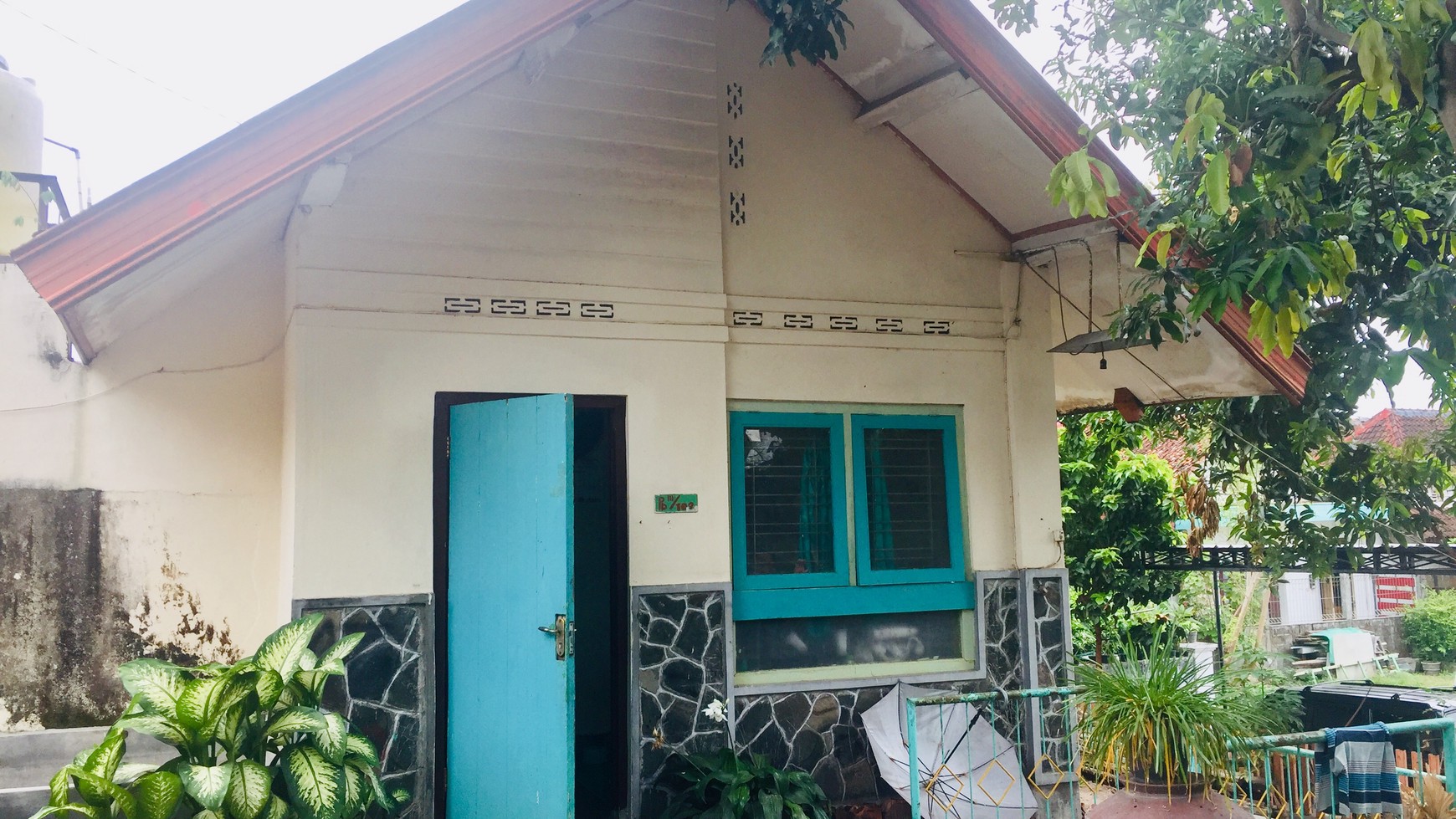 RUMAH KLASIK DI TENGAH KAWASAN WISATA, DEKAT KRATON YOGYAKARTA.