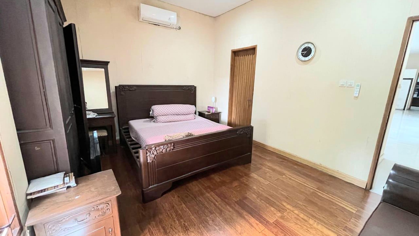 Rumah Bagus Lokasi Strategis di Bintaro Jaya Sektor 7