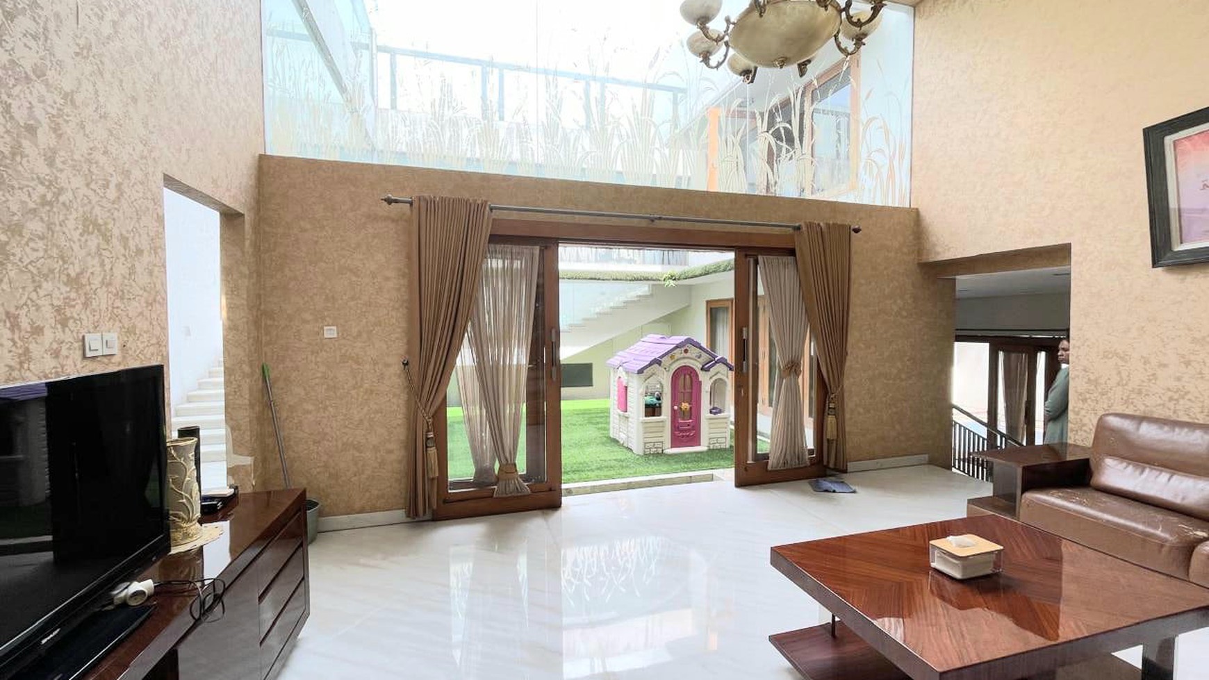 Rumah Bagus Lokasi Strategis di Bintaro Jaya Sektor 7