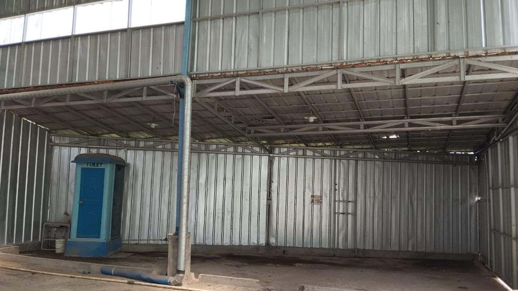 Gudang Murah Dengan Luas Tanah 1100 M2 Di Kelapanunggal, Gunung Putri, Bogor