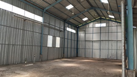 Gudang Murah Dengan Luas Tanah 1100 M2 Di Kelapanunggal, Gunung Putri, Bogor