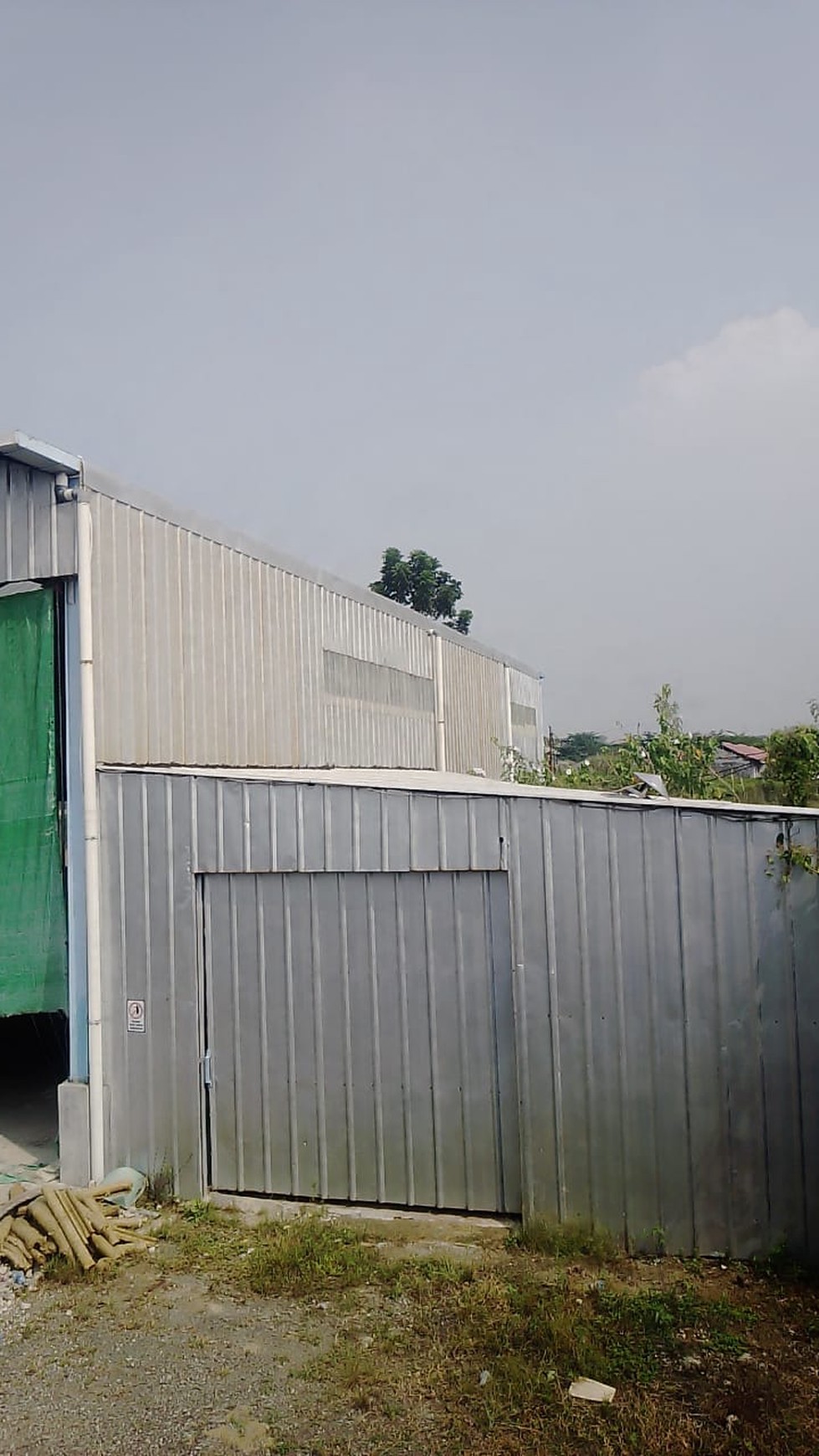 Gudang Murah Dengan Luas Tanah 1100 M2 Di Kelapanunggal, Gunung Putri, Bogor