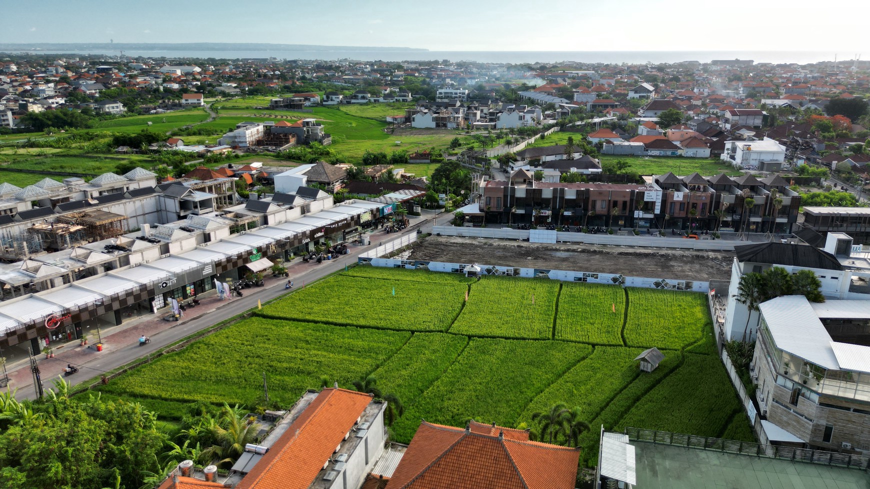 Leasehold - Modern 3-Bedroom Villa with Private Pool in Prime Canggu Location Badung, Bali