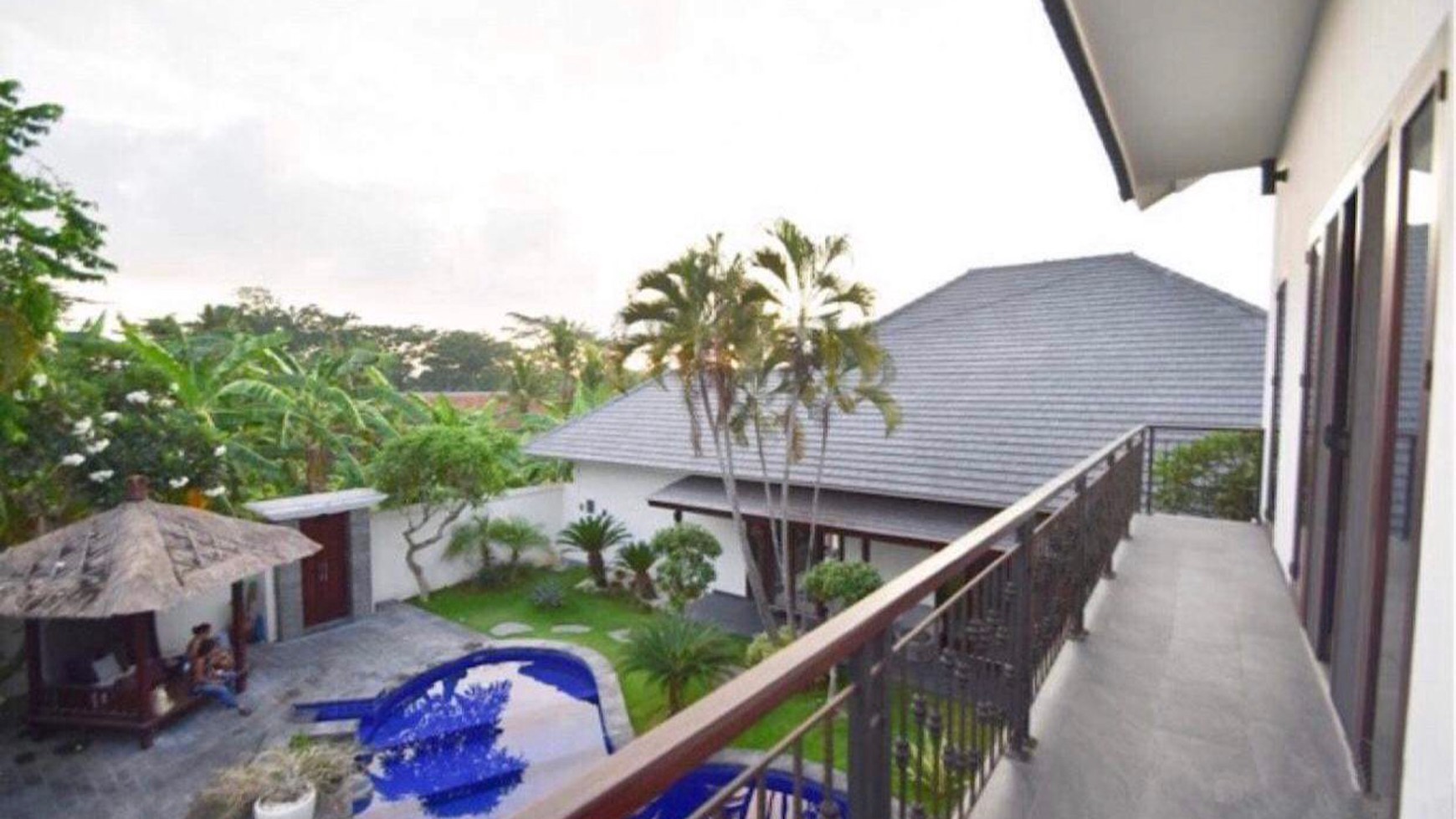 Freehold - Luxurious Freehold 3-Bedroom Villa with Expansive Garden in Prestigious Canggu Location