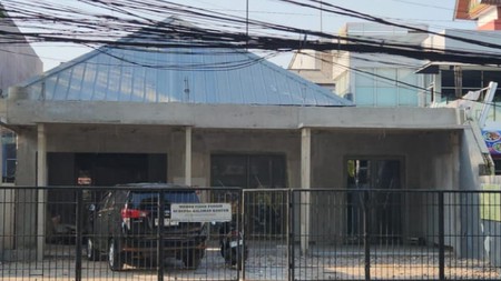 Dijual Rumah dengan Ruang Usaha Komersial di daerah Cikini, Menteng, Jakarta Pusat