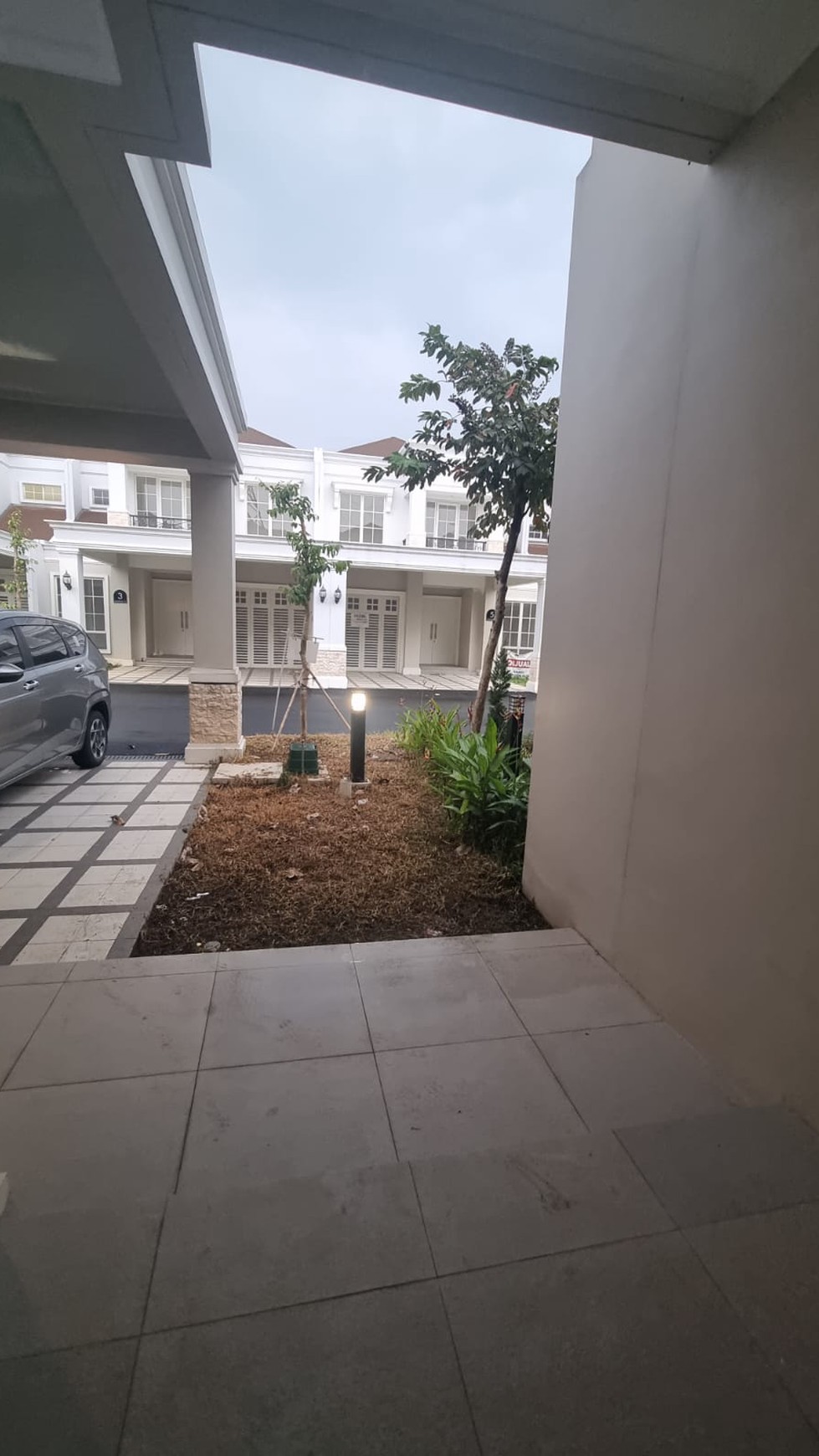 Rumah Asri 2 lantai di Podomoro Park Buah Batu