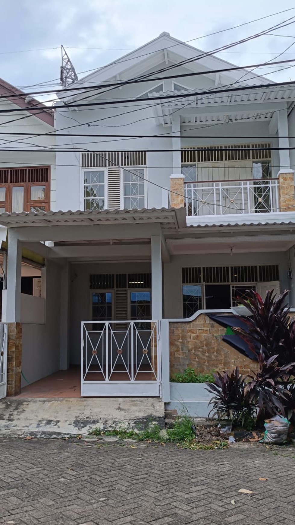 Rumah bagus siap huni di Bintaro jaya