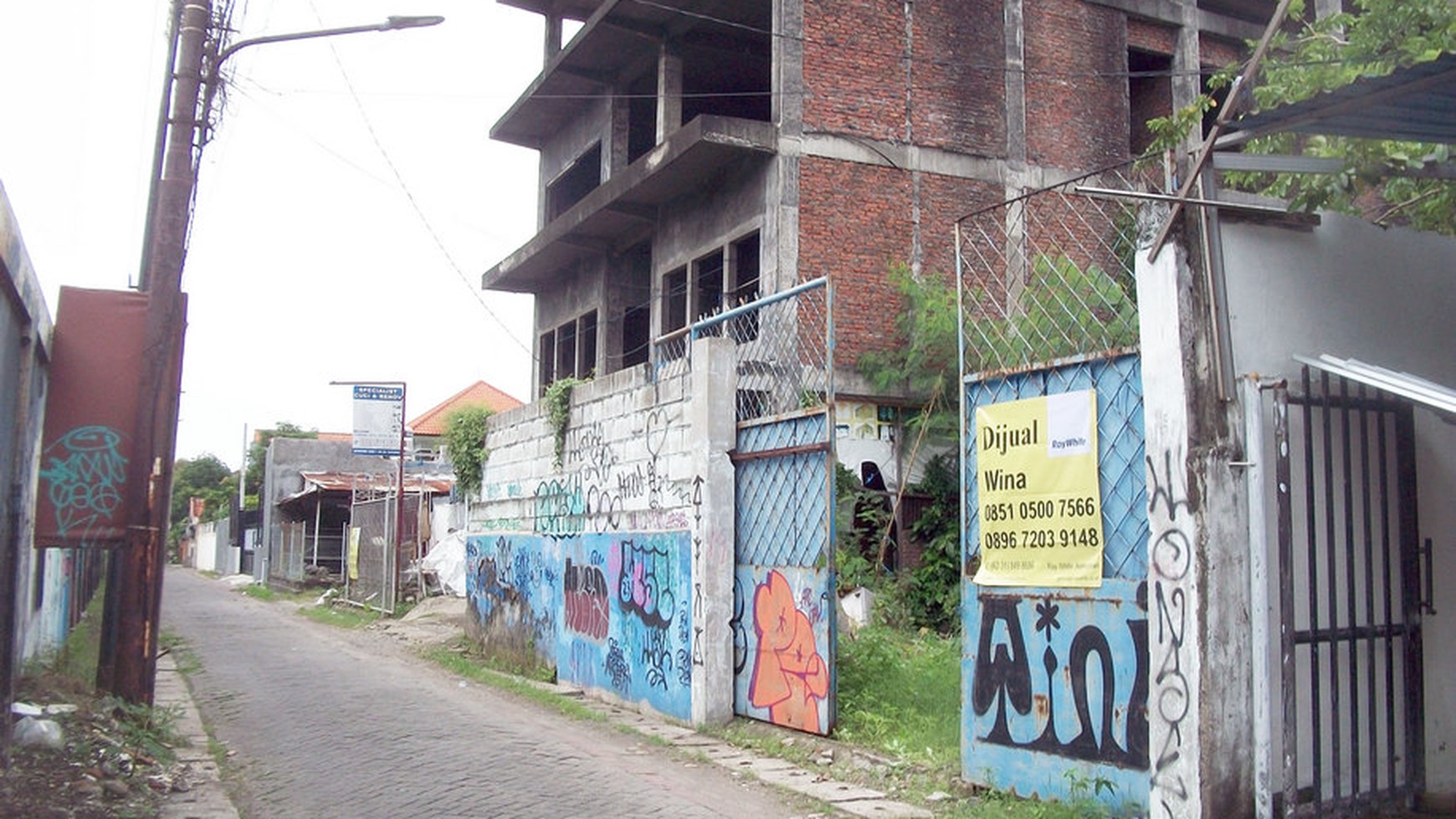 Rumah Hitung Tanah Area Cipete