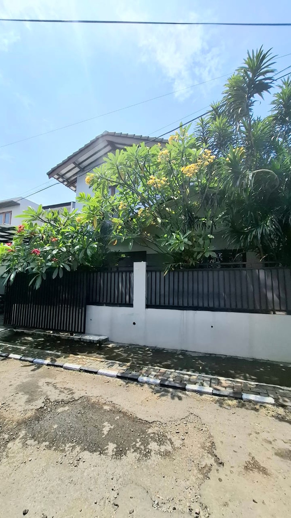 Rumah Hitung Tanah Area Cipete