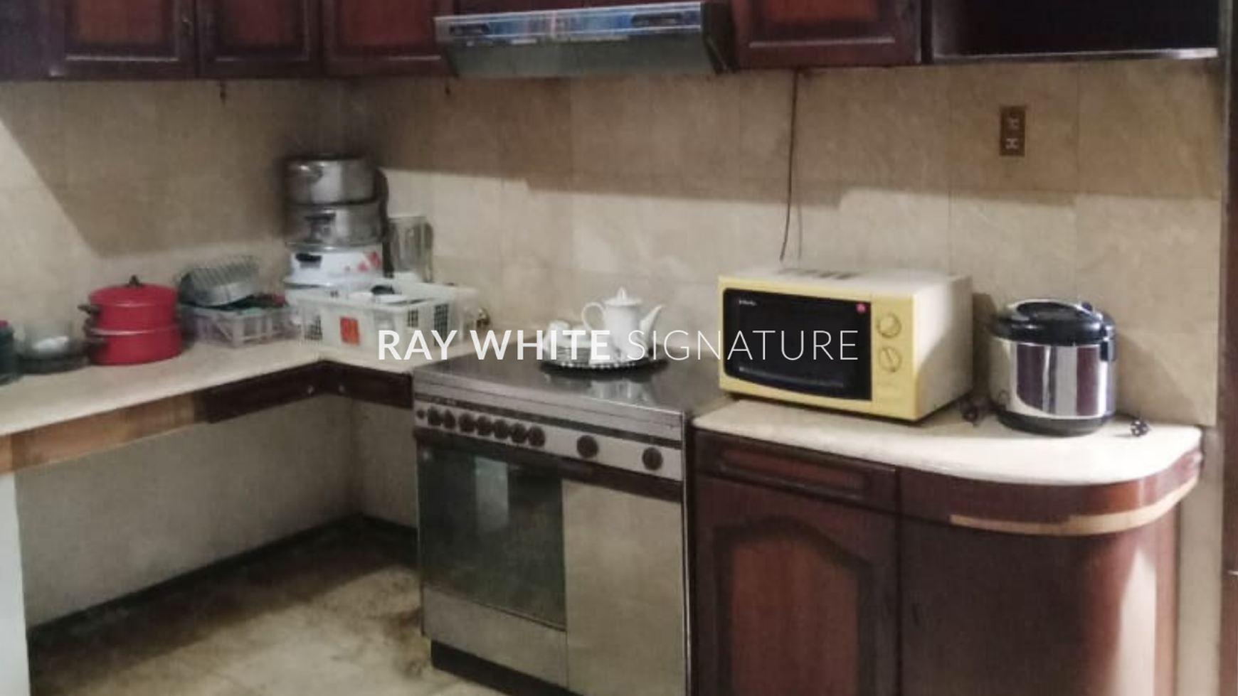 Rumah Hitung Tanah Area Cipete