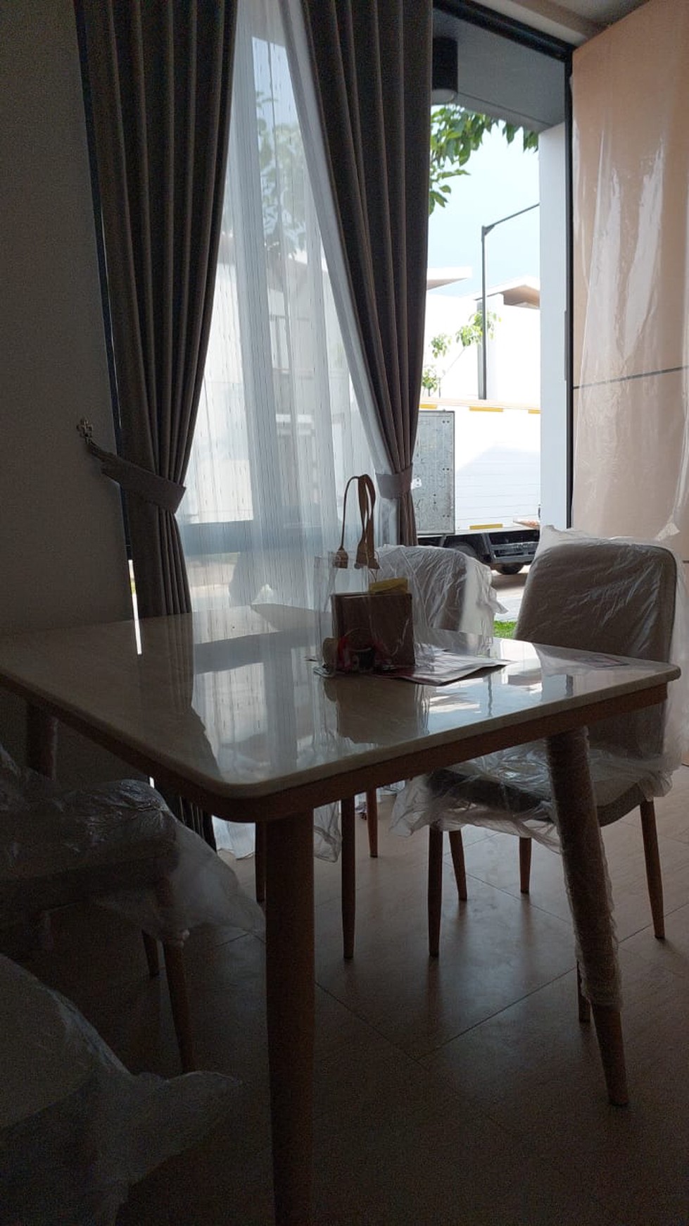 Rumah Hitung Tanah Area Cipete