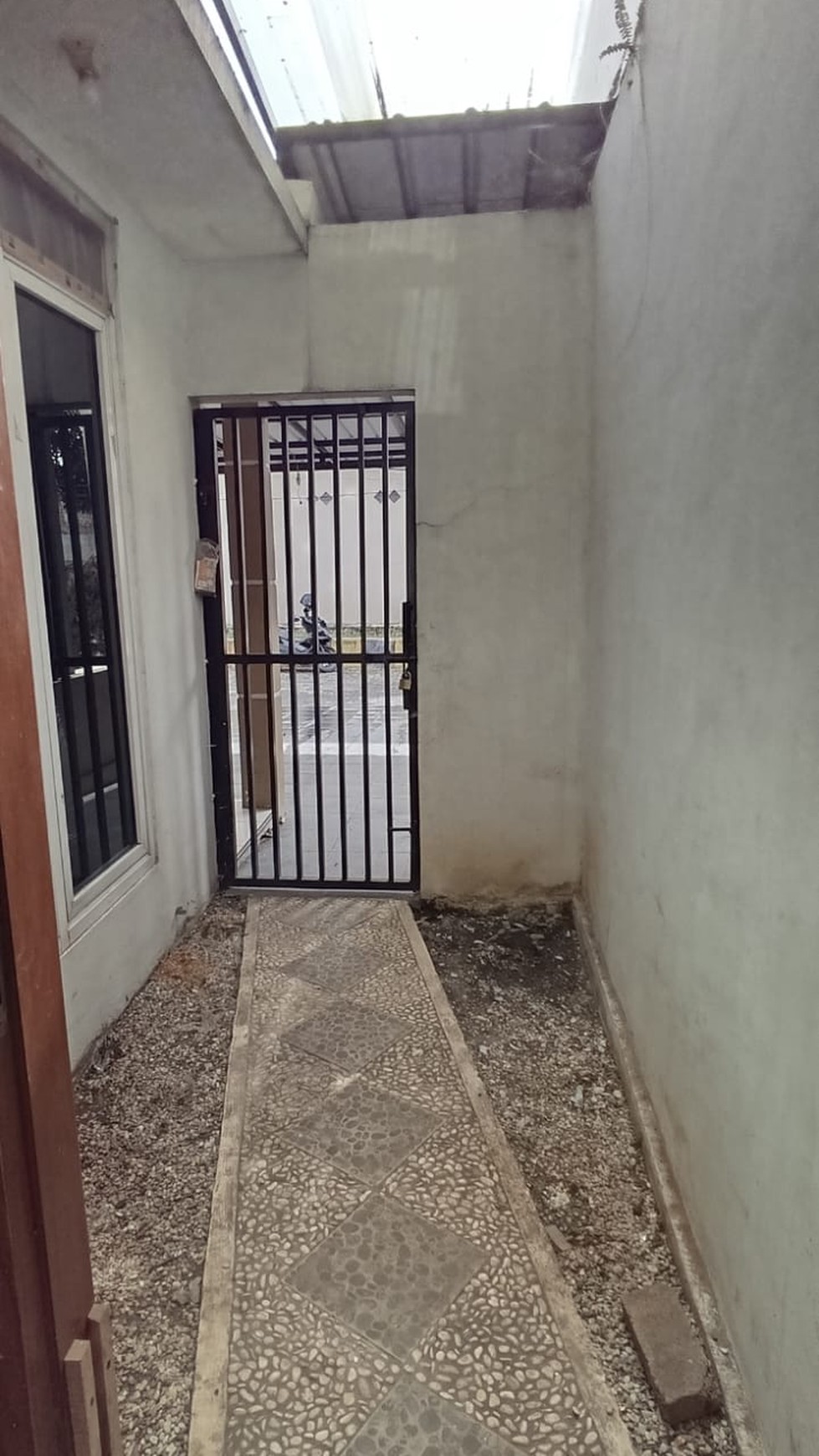 Sewa Rumah Asri Siap Huni Semi Furnished di Jalan Pesantren - Cimahi