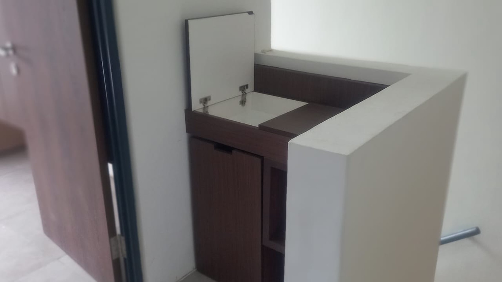 DIJUAL RUMAH FULL FURNISH DI FREJA SUITE BSD