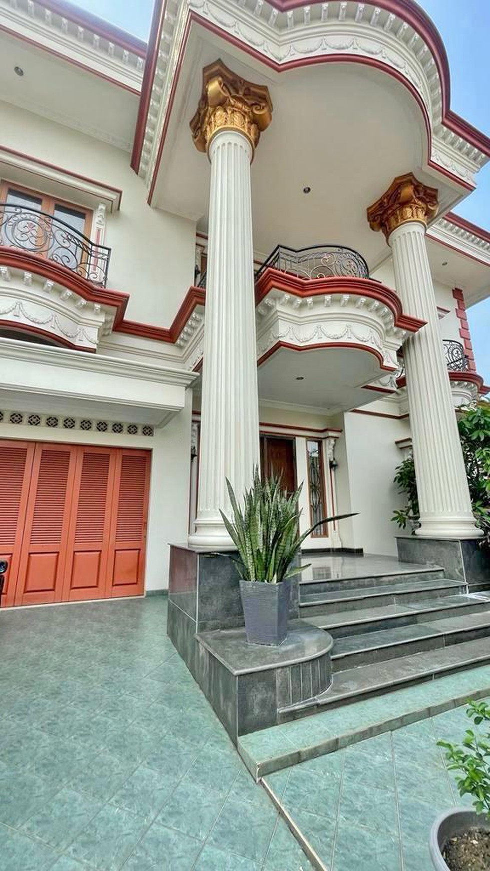 Rumah bagus dan siap huni di Perum Citra Kalideres Jakarta Barat