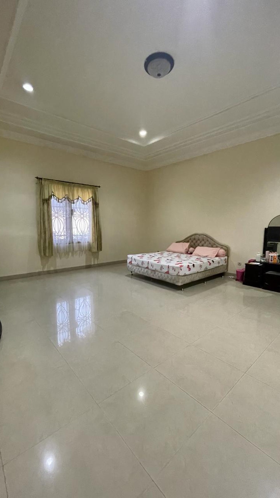 Rumah bagus dan siap huni di Perum Citra Kalideres Jakarta Barat