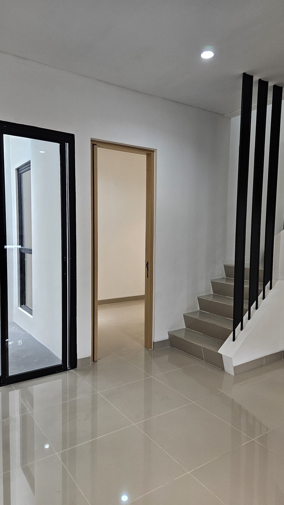 Rumah baru di dalam cluster di Bintaro Jaya Sektor 9