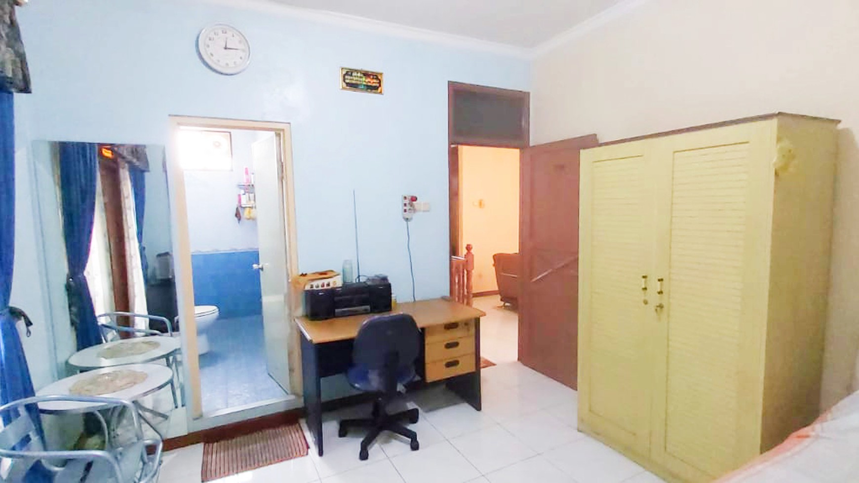 Rumah Luas di Mertilang Bintaro Sektor 9