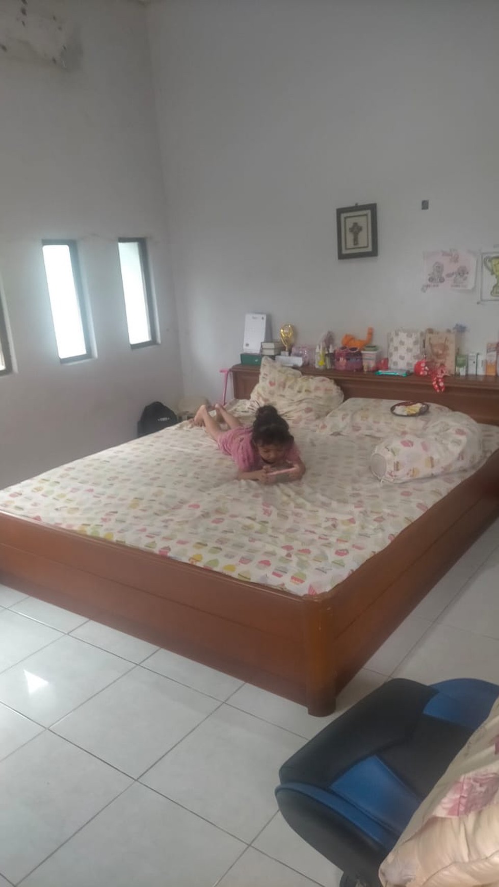 Rumah Hook di Bintaro Sektor 6