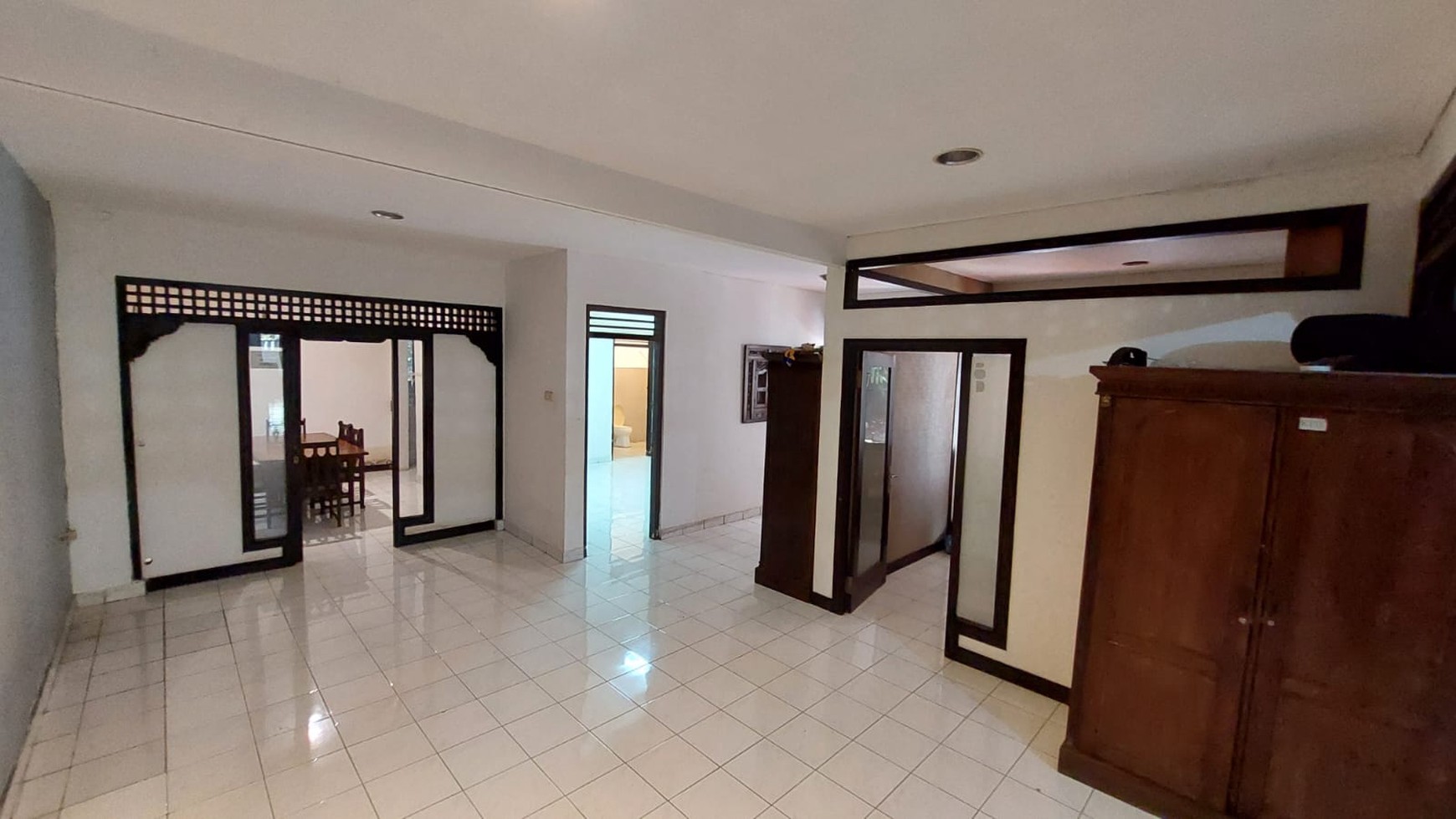 Rumah Hitung Tanah Area Cipete