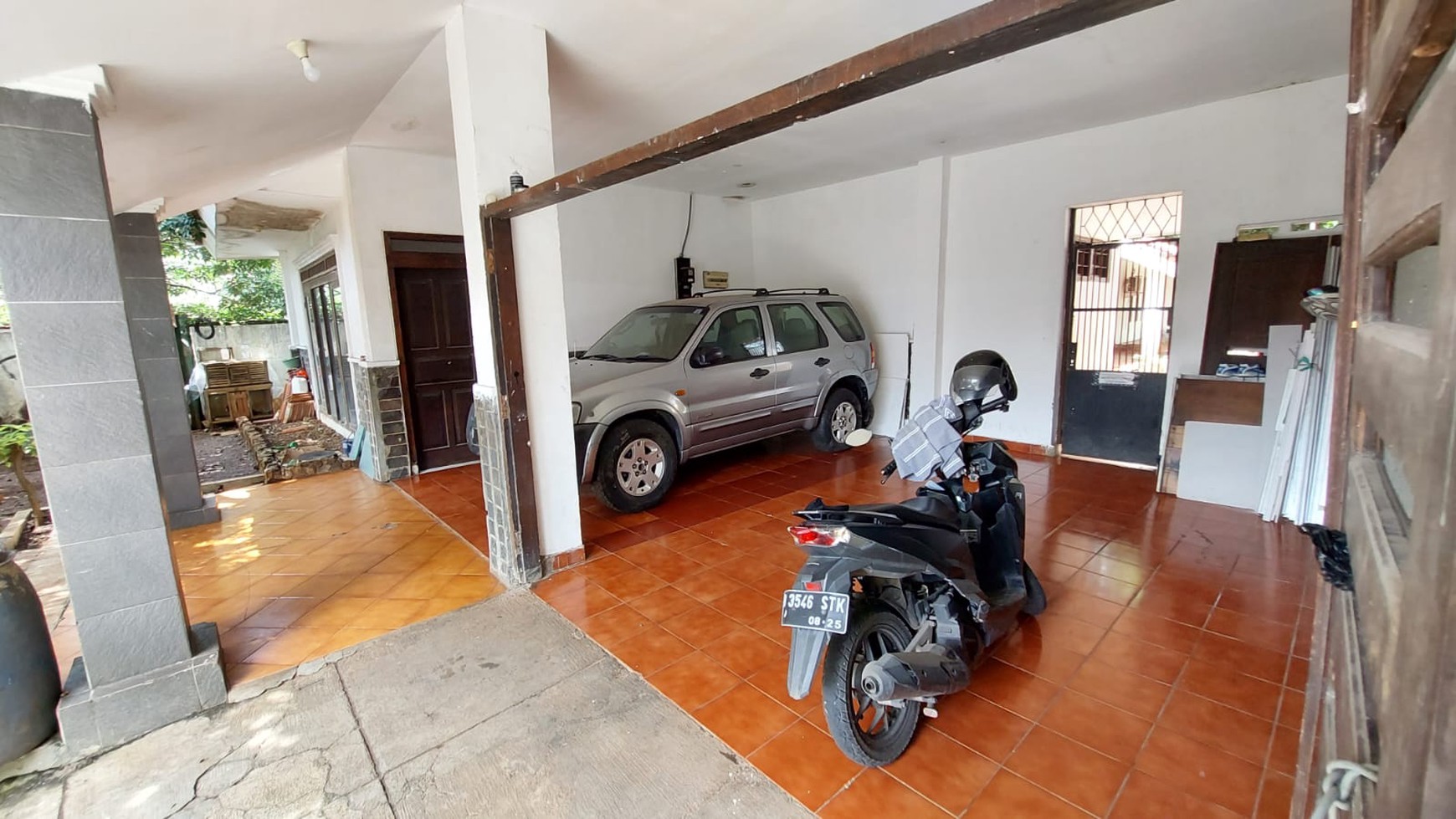 Rumah Hitung Tanah Area Cipete