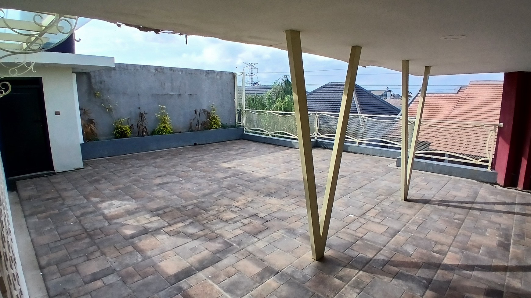 Rumah Hitung Tanah Area Cipete