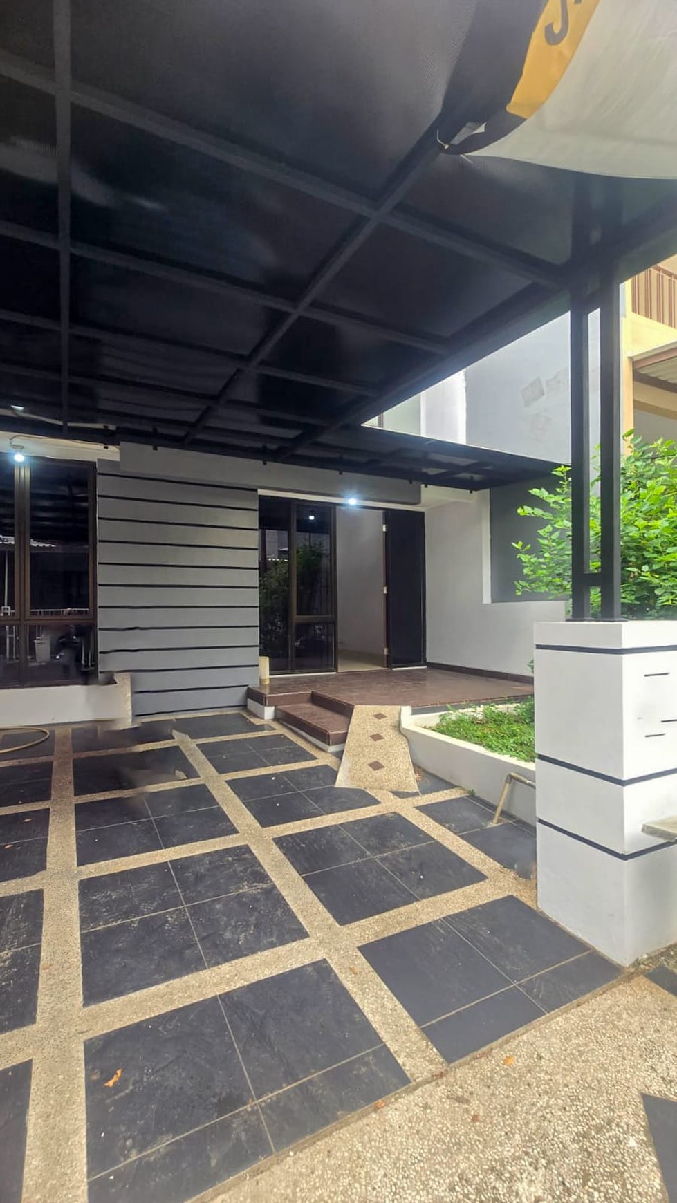 Rumah di Gracia Residence, Siap Huni dengan harga murah di Sektor 9