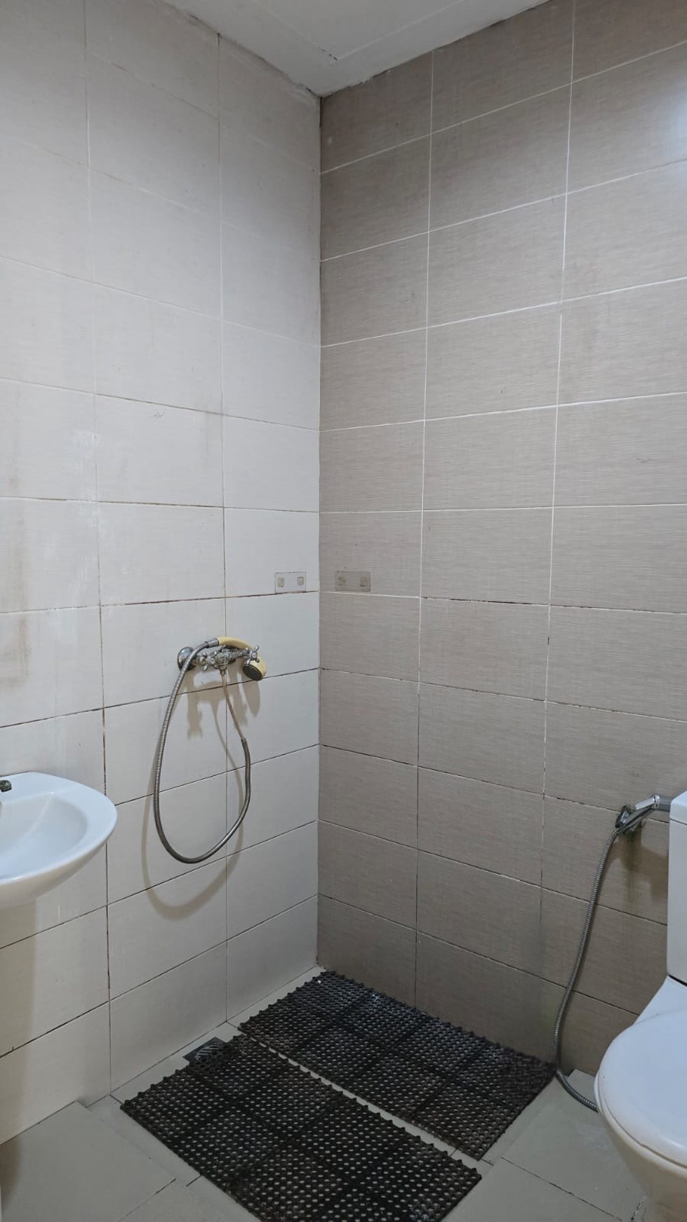 Dijual rumah di Taman Ubud Cempaka Barat Lippo Karawaci