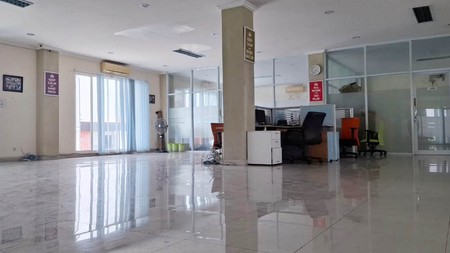 Gudang  dan Kantor Sentral Niaga, Harapan Indah