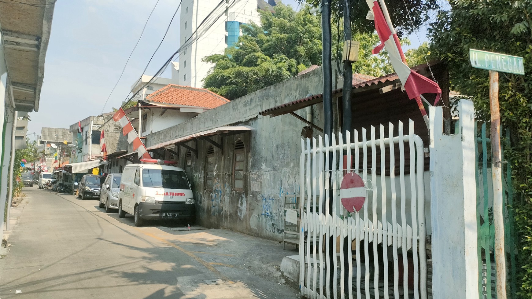 Turun harga hitung tanah Matraman Raya, hoek,strategis 1700, 30 M,harga di bawah NJOP