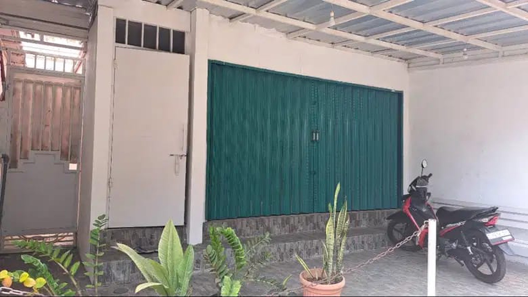 Rumah Siap Huni dan Peluang Usaha dengan Lokasi Strategis