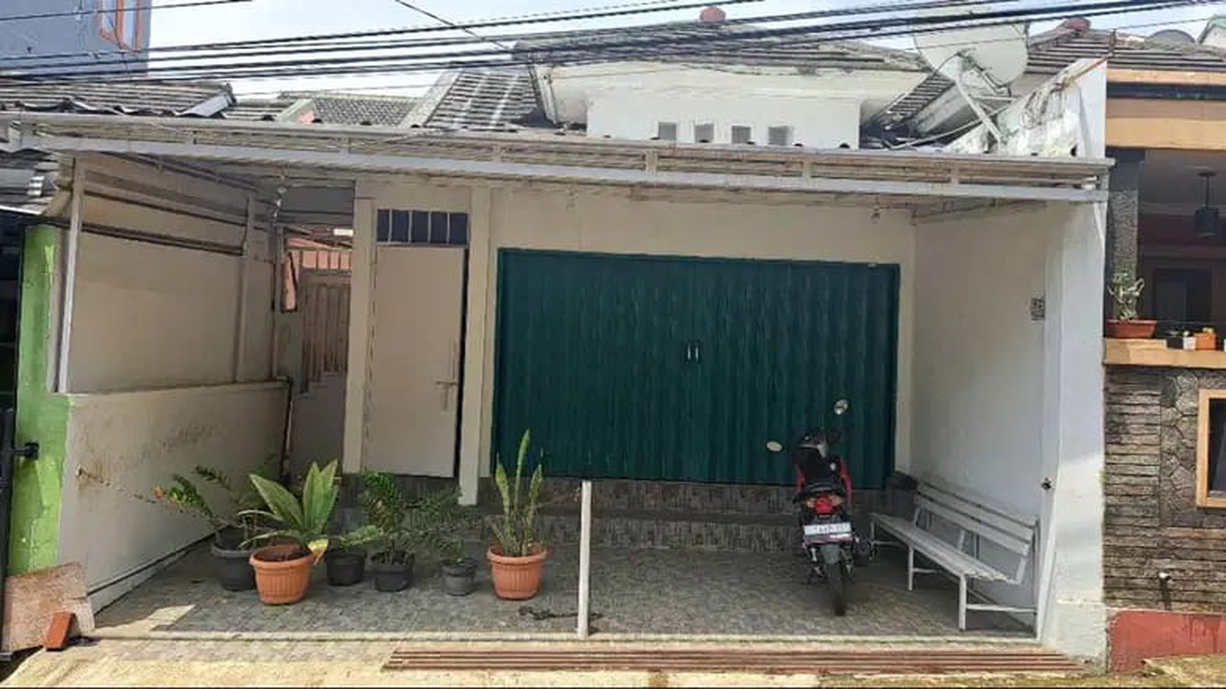 Rumah Siap Huni dan Peluang Usaha dengan Lokasi Strategis