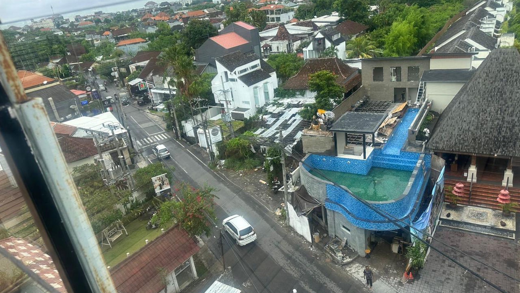 Dijual: Boutique Hotel Eksklusif di Seminyak, Bali.