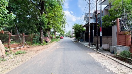  KAVING SIAP BANGUN DALAM KOMPLEK DI DUREN SAWIT PONDOK KELAPA, JAKARTA TIMUR]